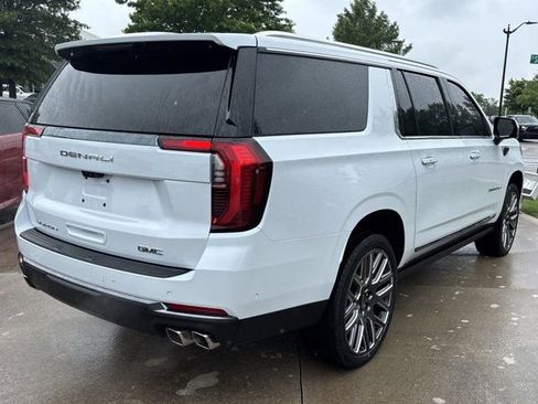 Used 2026 GMC Yukon XL Denali Ultimate AWD/4WD image 3