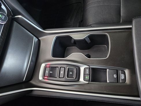 Used 2022 Honda Accord Touring image 25