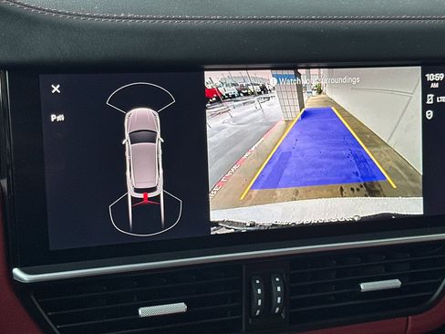 Used 2022 Porsche Cayenne S image 20