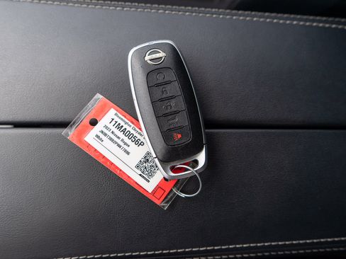 Used 2023 Nissan Rogue SV w/ SV Premium B Package AWD/4WD image 30