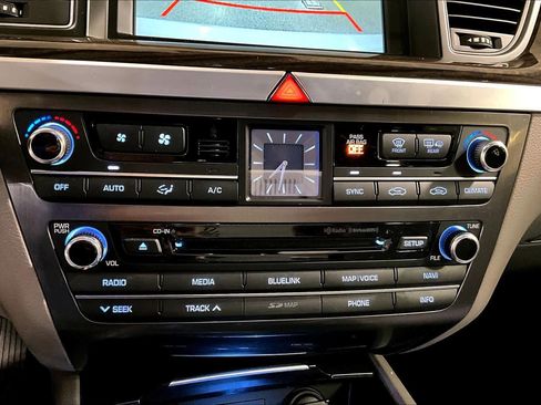 Used 2017 Genesis G80 3.8 image 26