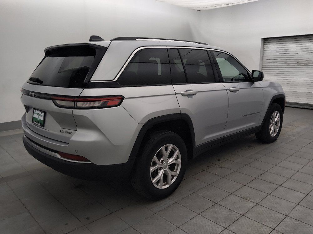 Used 2022 Jeep Grand Cherokee Limited RWD image 10