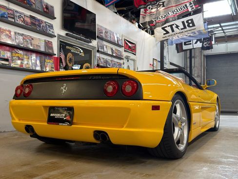 Used 1995 Ferrari F355 Spider RWD image 7