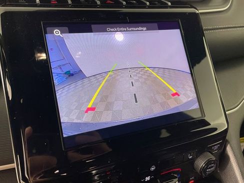 New 2025 Jeep Grand Cherokee Altitude image 6