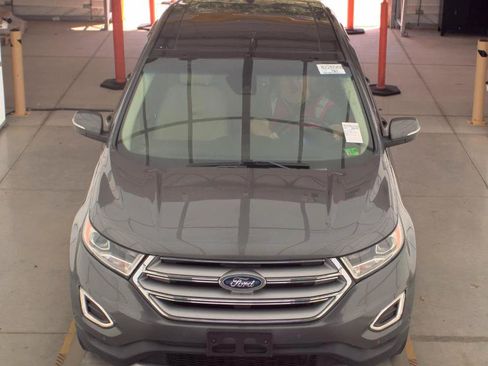 Used 2017 Ford Edge Titanium w/ Equipment Group 302A AWD/4WD image 2