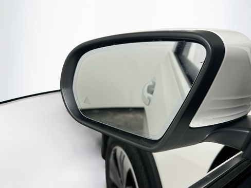 Used 2024 Mercedes-Benz EQB 250+ image 16