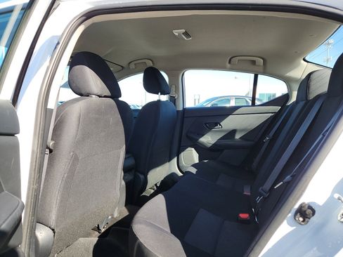 Used 2024 Nissan Sentra SV image 12