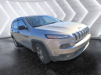 Used 2017 Jeep Cherokee Sport video 1