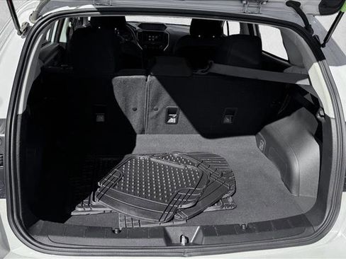 Used 2023 Subaru Impreza 2.0i image 8