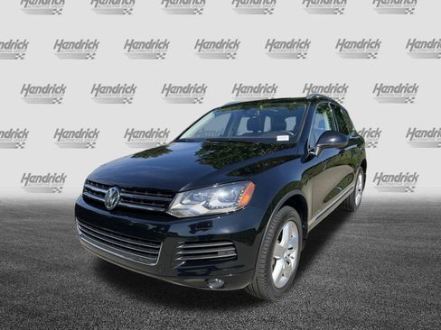 Used 2012 Volkswagen Touareg Sport AWD/4WD image 5