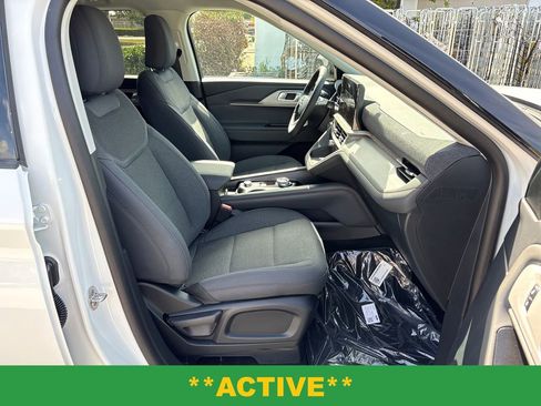 New 2026 Ford Explorer Active RWD image 5