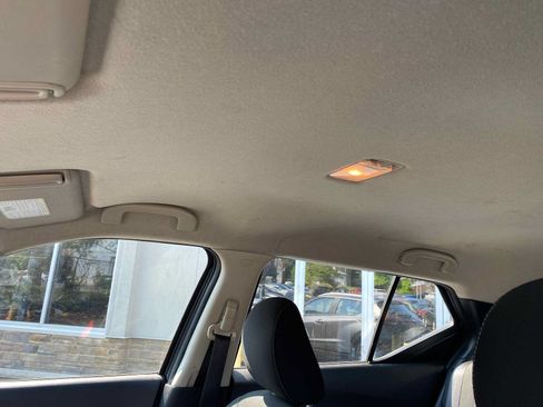 Used 2022 Nissan Kicks SV FWD image 20