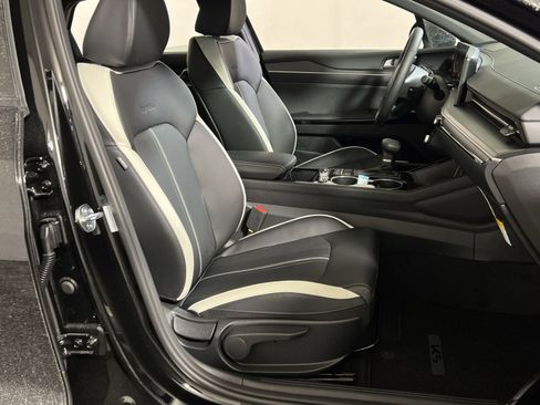New 2026 Kia K5 GT-Line image 25