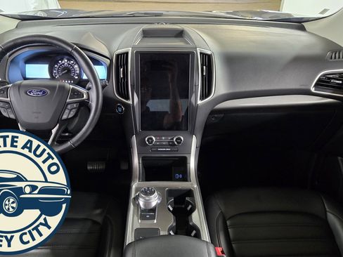 Used 2024 Ford Edge SEL image 20