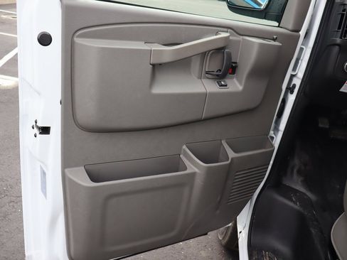 New 2025 Chevrolet Express 3500 w/ Power Convenience Package image 3