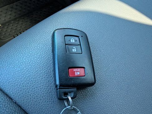 Used 2021 Toyota 4Runner SR5 Premium image 22