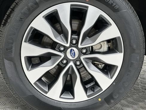 Used 2023 Subaru Outback Limited AWD/4WD image 10