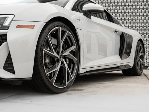 Certified 2023 Audi R8 V10 performance w/ Premium Package RWD image 44