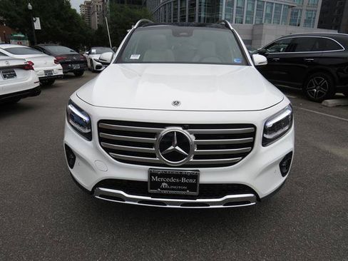 Used 2026 Mercedes-Benz GLB 250 4MATIC image 6