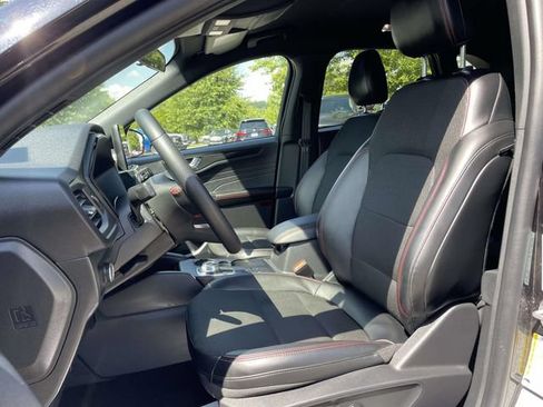 Certified 2025 Ford Escape ST-Line AWD/4WD image 21
