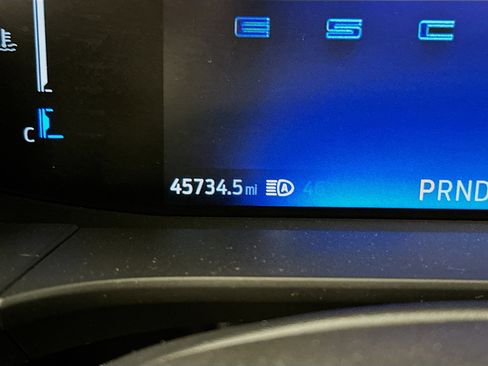 Used 2024 Ford Escape ST-Line image 19