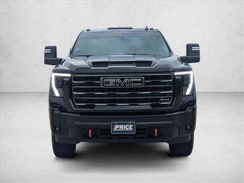 Certified 2025 GMC Sierra 2500 AT4 w/ Technology Package AWD/4WD image 2