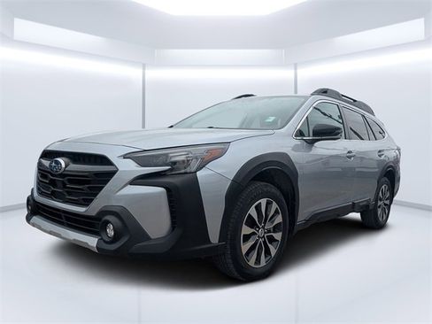 Used 2024 Subaru Outback Limited image 7