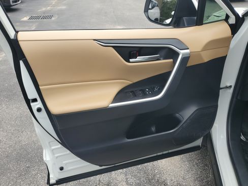 Used 2021 Toyota RAV4 XLE Premium FWD image 24