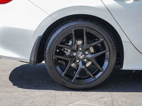 Used 2023 Honda Civic Sport image 8