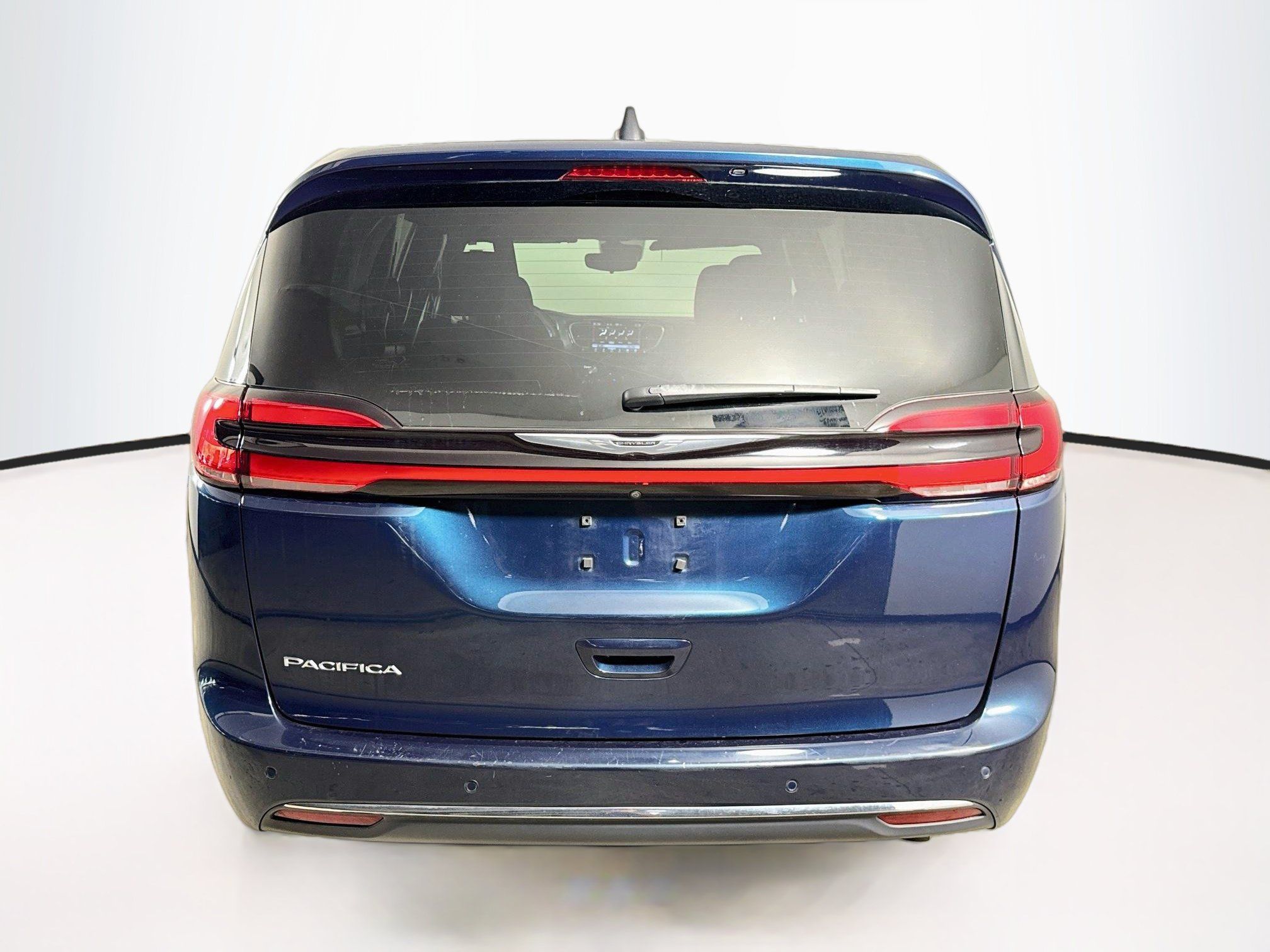 Used 2024 Chrysler Pacifica Touring FWD image 31
