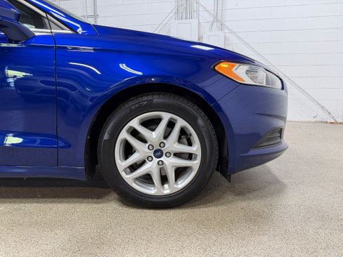 Used 2014 Ford Fusion SE FWD image 31