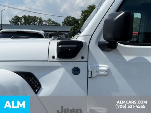 Used 2024 Jeep Wrangler Unlimited AWD/4WD image 14