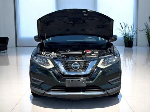 Used 2018 Nissan Rogue SV image 35