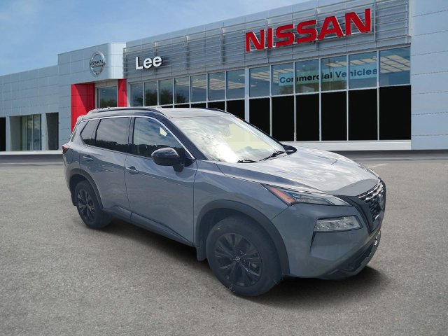 Used 2023 Nissan Rogue SV w/ SV Premium B Package FWD image 1