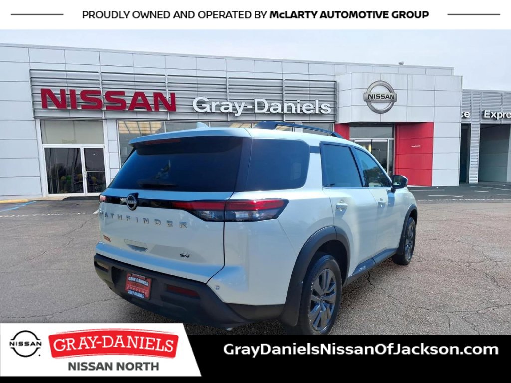 Used 2024 Nissan Pathfinder SV FWD image 7