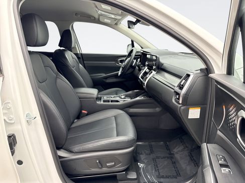 Used 2023 Kia Sorento EX AWD/4WD image 18