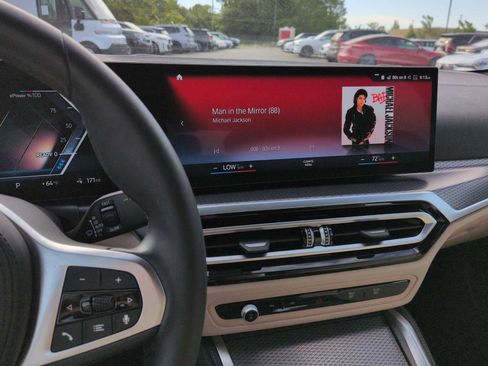 Certified 2022 BMW i4 eDrive40 w/ M Sport Package RWD image 30