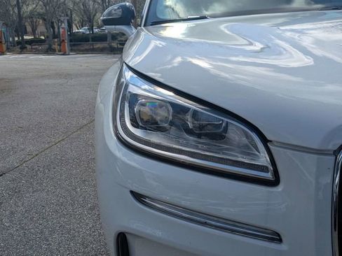 Used 2025 Lincoln Corsair Grand Touring w/ Equipment Group 301A image 11