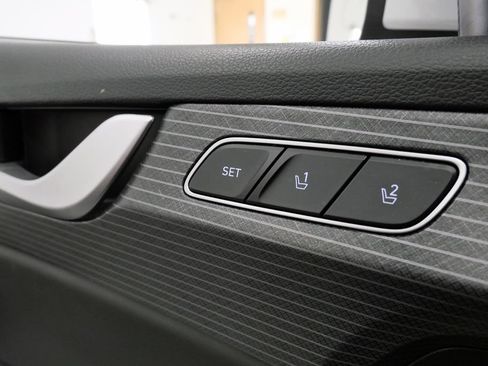 Used 2024 Hyundai Palisade Limited AWD/4WD image 14