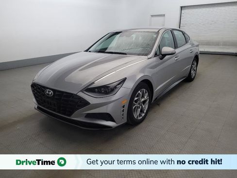 Used 2023 Hyundai Sonata SEL image 1