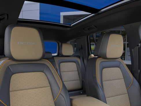 New 2026 Chevrolet Equinox ACTIV w/ Convenience Package III AWD/4WD image 48