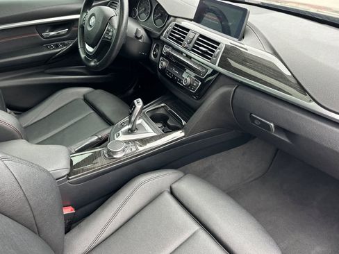 Used 2018 BMW 330e w/ Convenience Package image 16