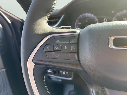 New 2025 Jeep Grand Cherokee L Altitude image 31