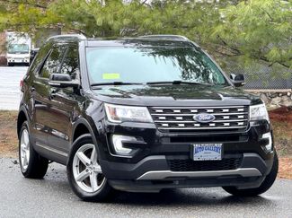 Used 2017 Ford Explorer XLT w/ Equipment Group 202A image 1