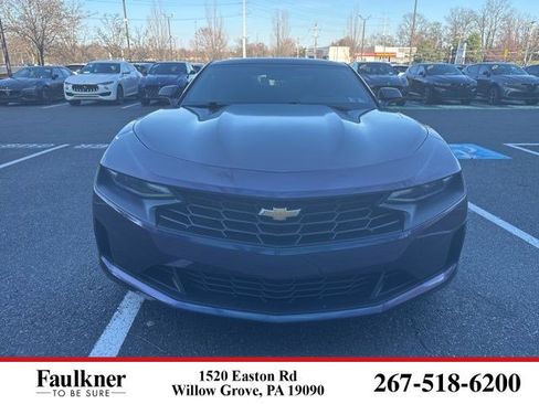 Used 2021 Chevrolet Camaro LT w/ Technology Package image 1