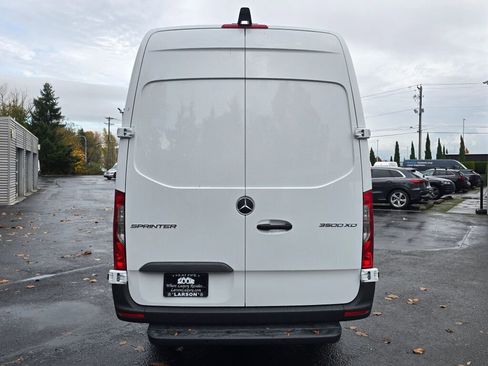 New 2026 Mercedes-Benz Sprinter 3500 image 5