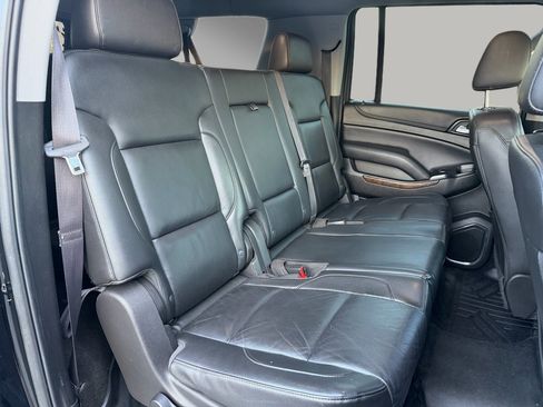 Used 2016 Chevrolet Suburban LT image 29