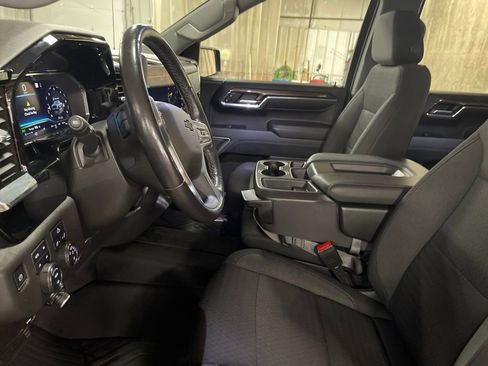 Used 2022 Chevrolet Silverado 1500 LT Trail Boss image 10