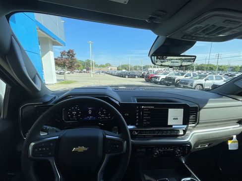 Used 2026 Chevrolet Silverado 1500 LTZ w/ LTZ Premium Package AWD/4WD image 10