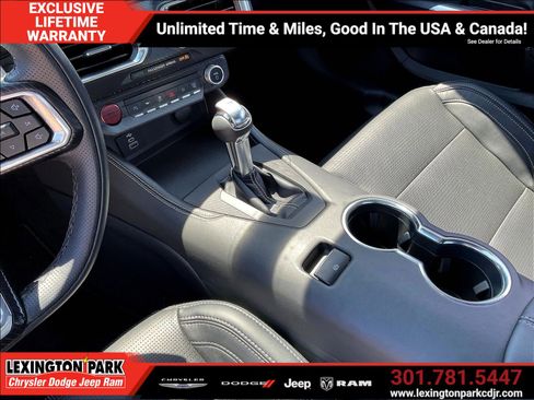 Used 2025 Ford Mustang GT Premium RWD image 17